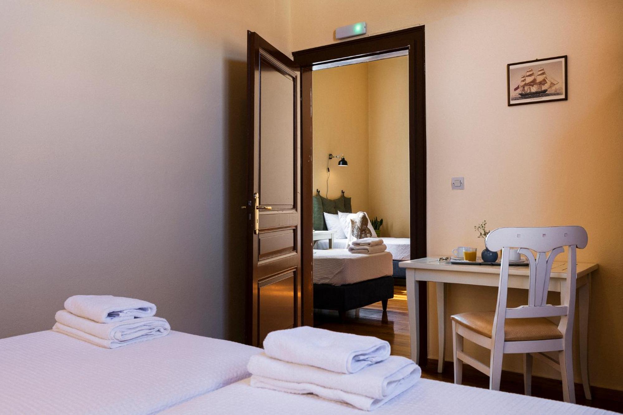 Sundial Lodge Chania  Buitenkant foto