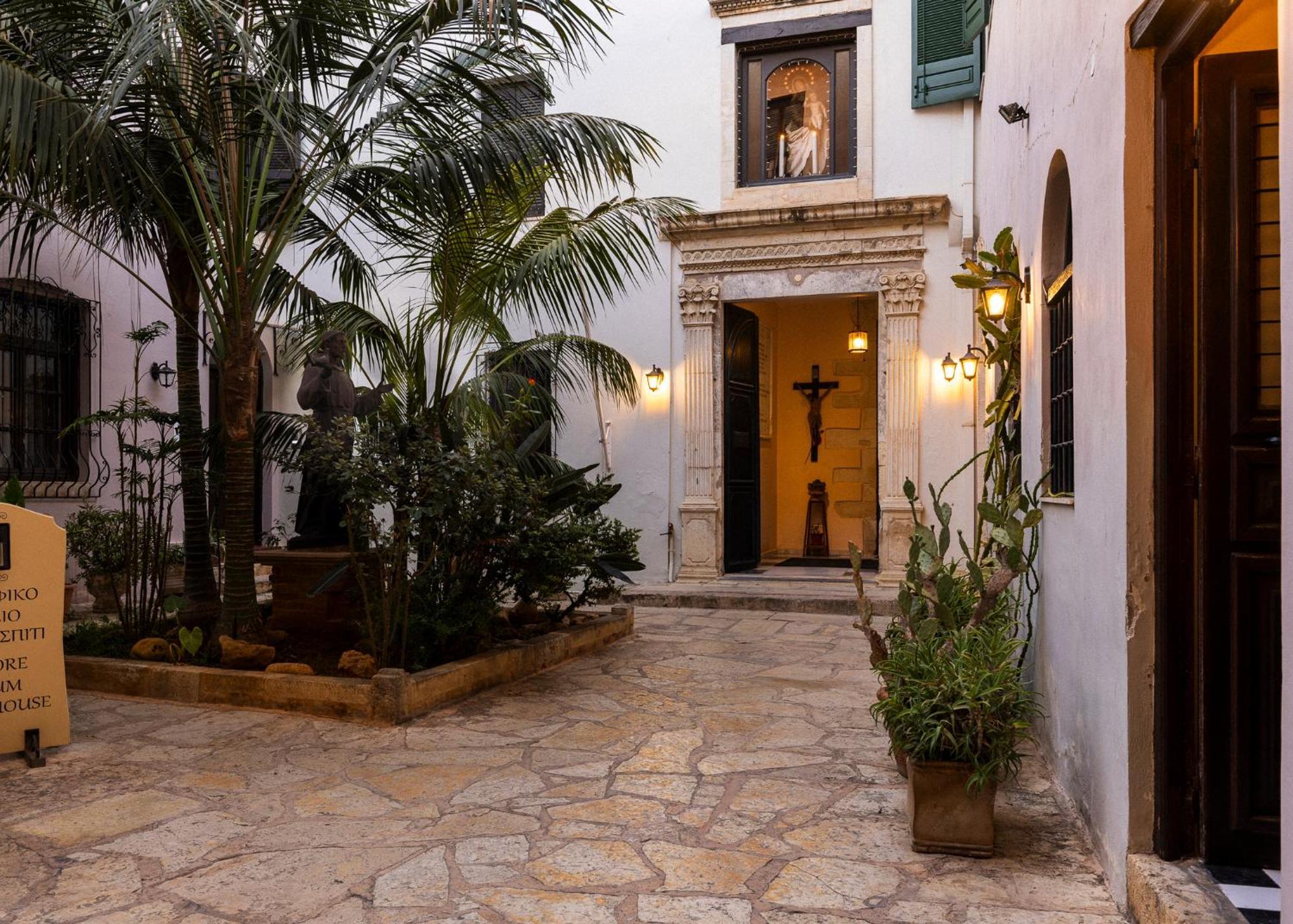 Sundial Lodge Chania  Buitenkant foto
