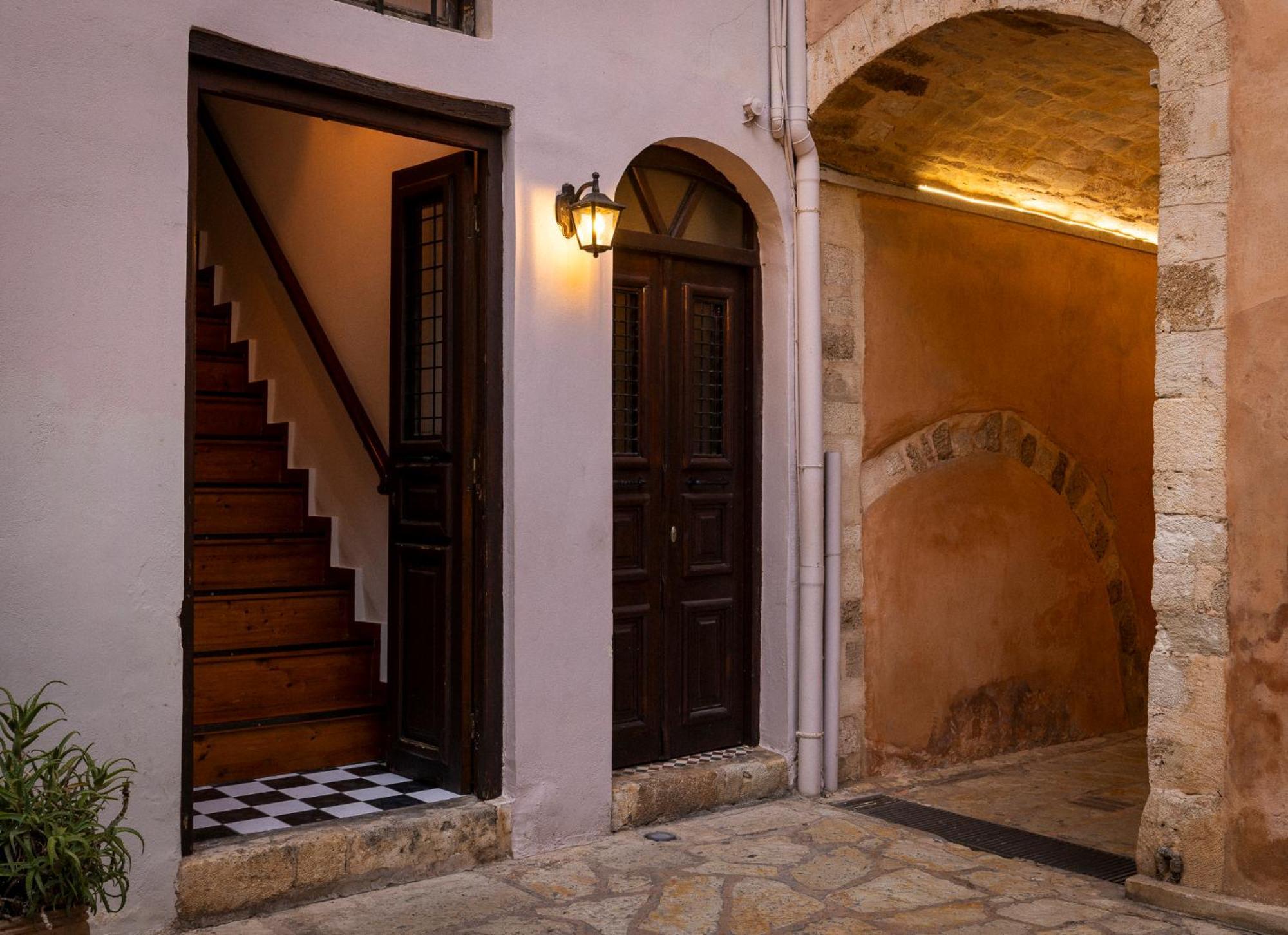 Sundial Lodge Chania  Buitenkant foto